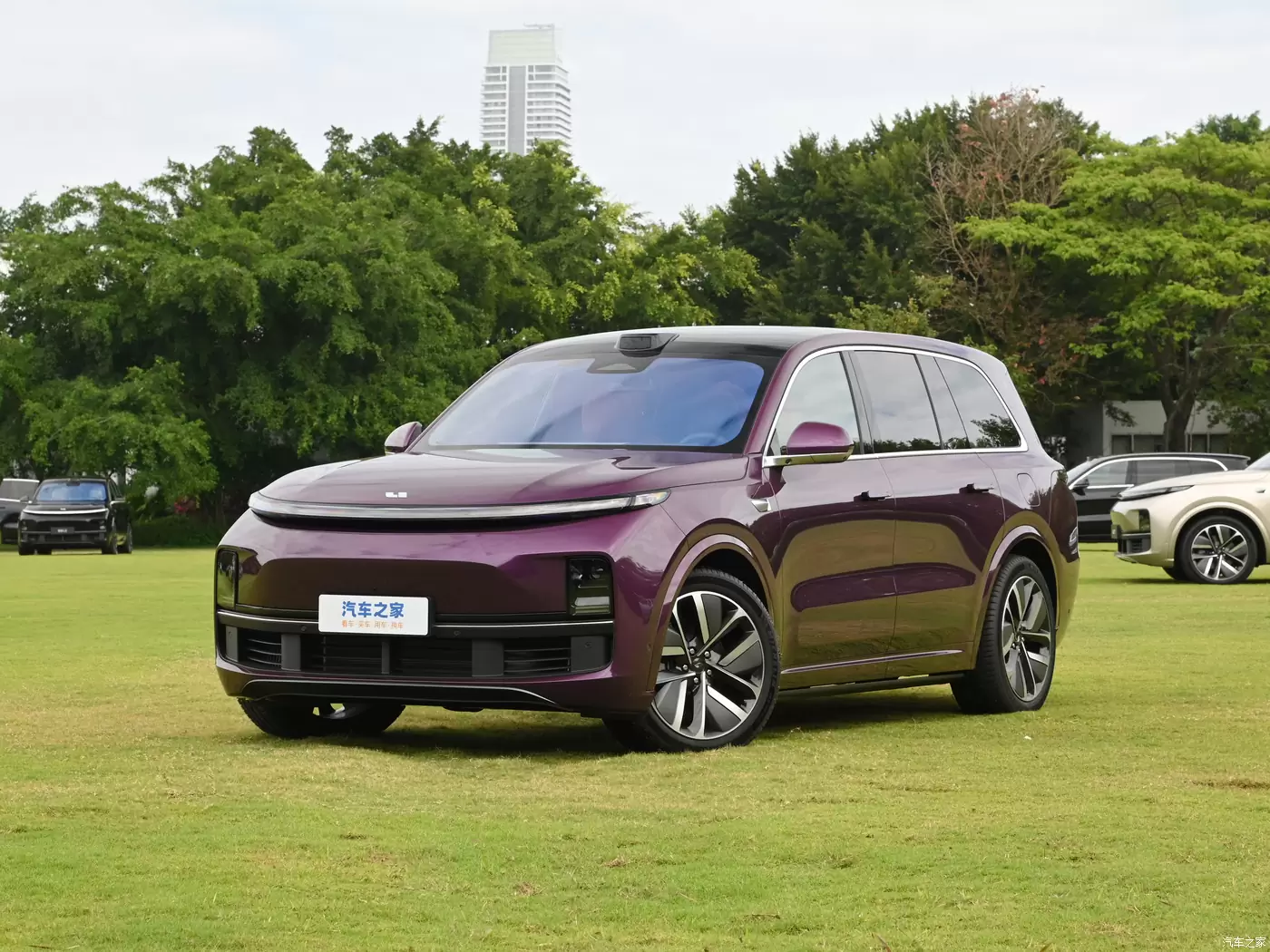 Слайд #3 | Li Xiang L9 Ultra 2024