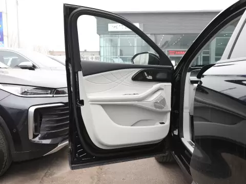 Слайд #10 | Exeed RX 2023 four wheel drive Luxury