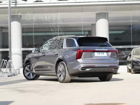 Слайд #5 | Hongqi E-HS9 2022 660km 6 seat
