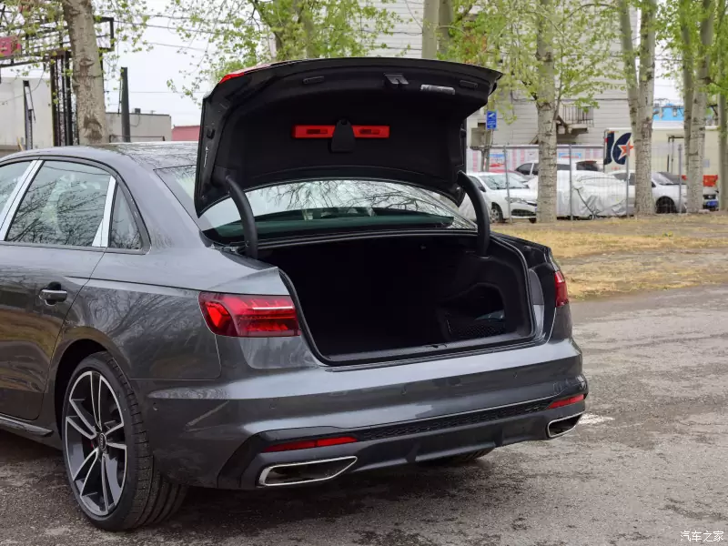 Слайд #13 | AUDI A4L 45 TFSI QUATTRO Dynamic 2023