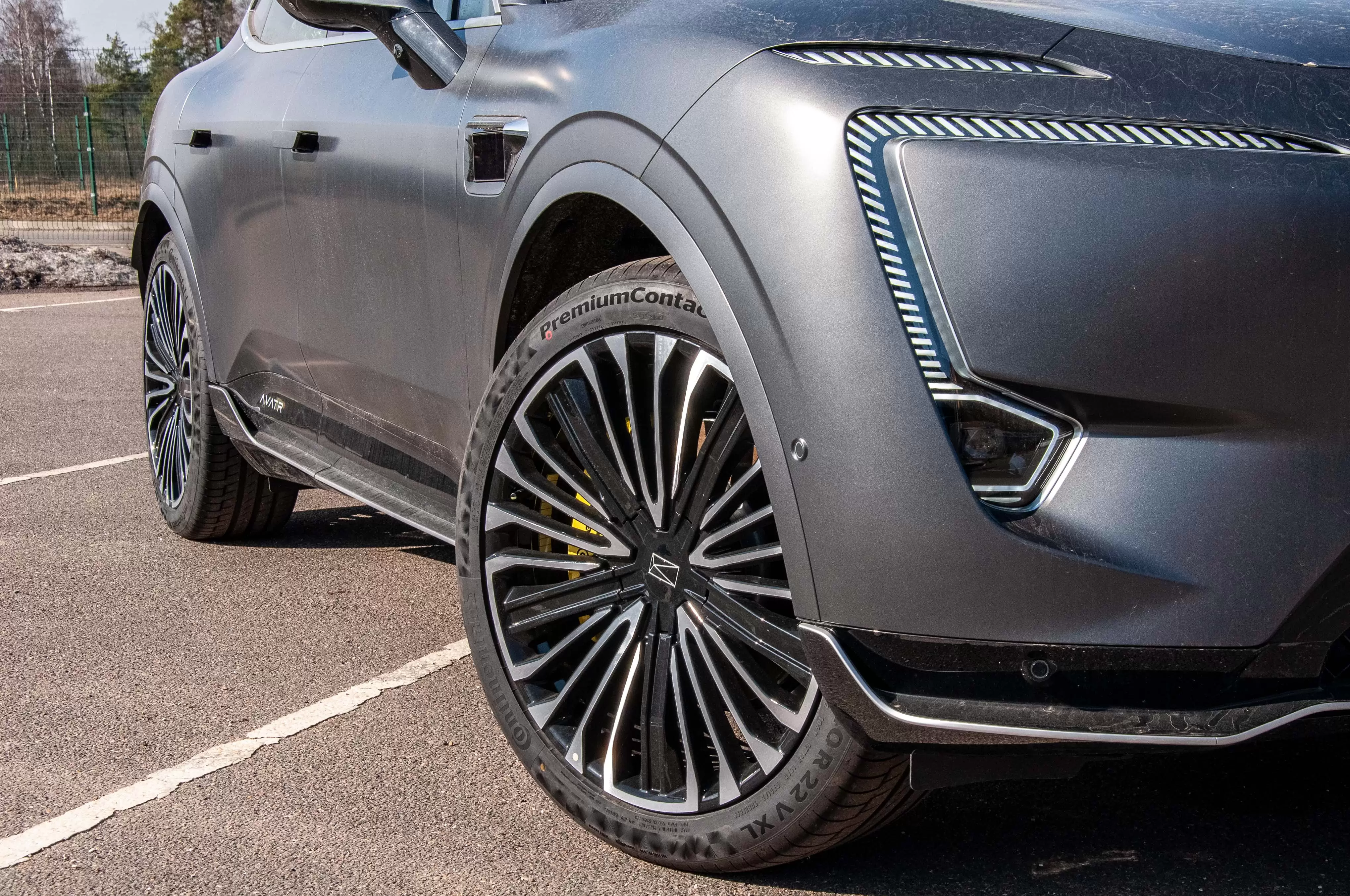 Слайд #8 | Avatr 11 Matte GRAY Sport Package AWD