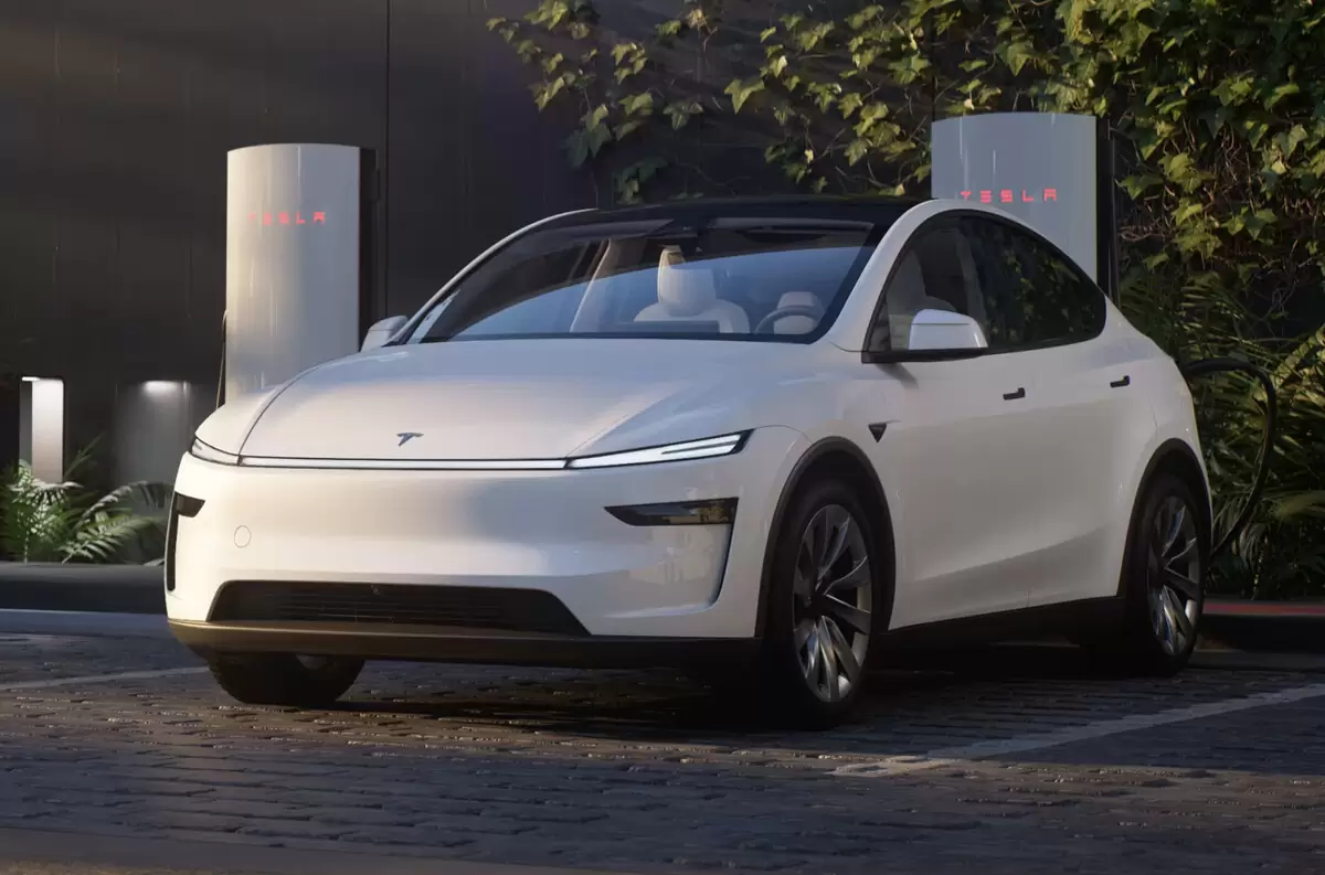 Tesla Model Y 2025